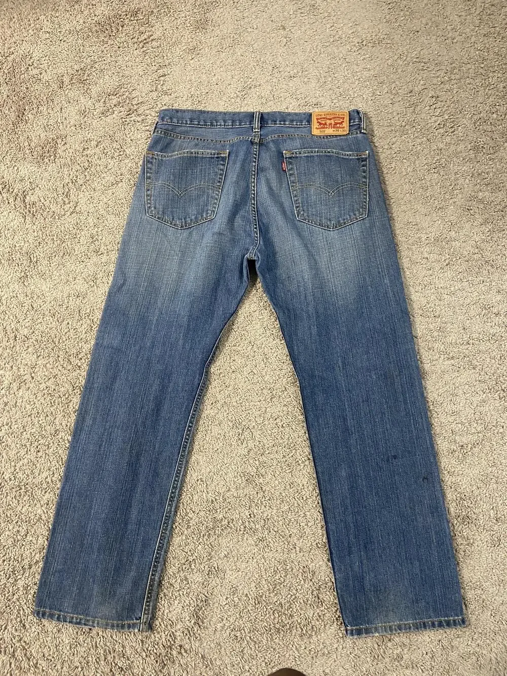 Levis 505 Jeans Mens 36x30 Blue Denim Straight Leg Regular Fit Zip Fly Classic